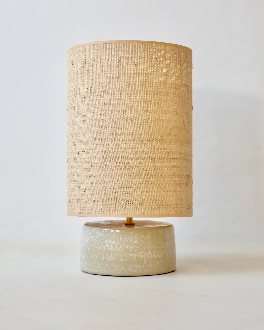 Sormiou M — Lampe céramique Lin, abat-jour jute ou raphia