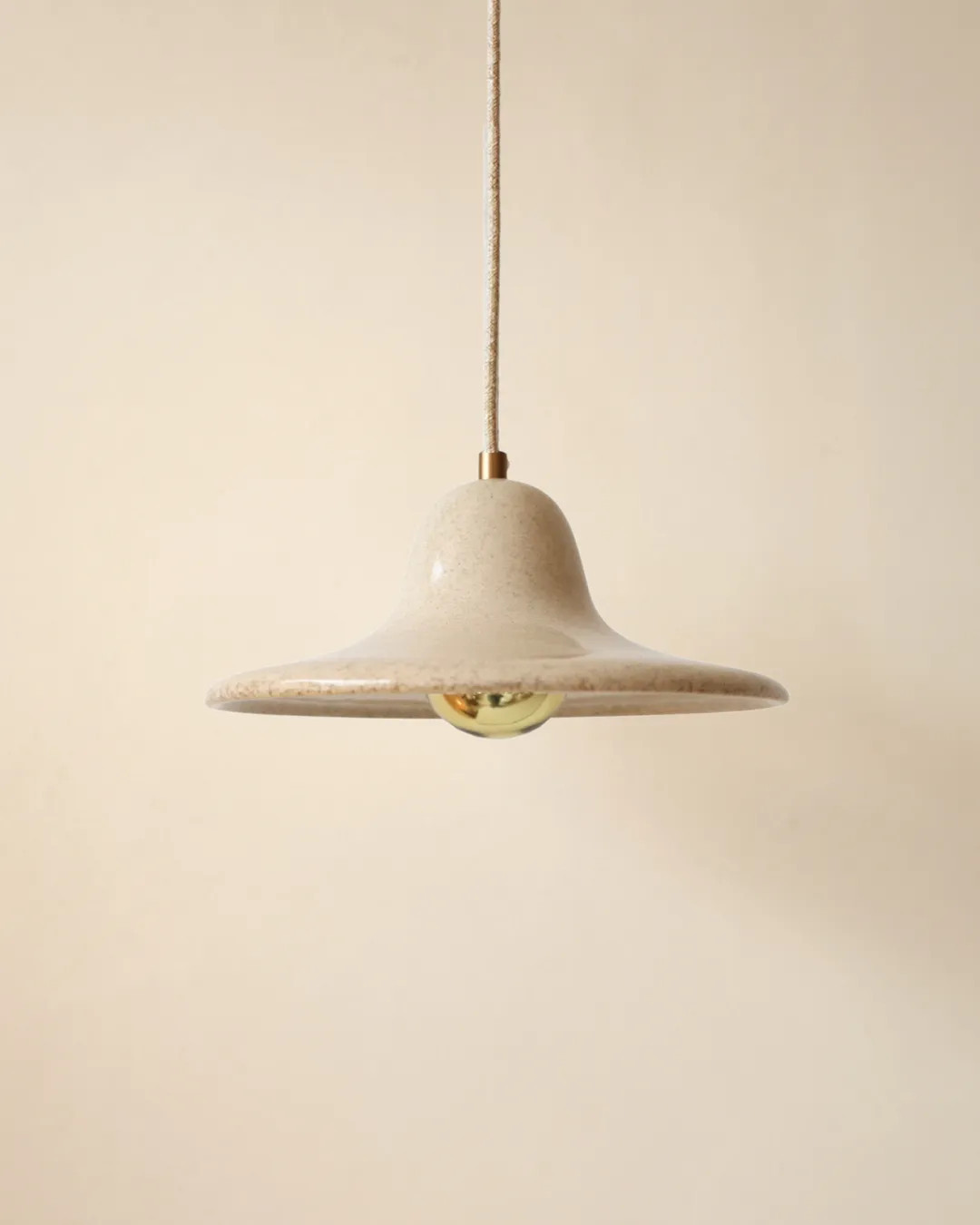 Gigaro M — Glazed ceramic pendant light D23 | Masamé
