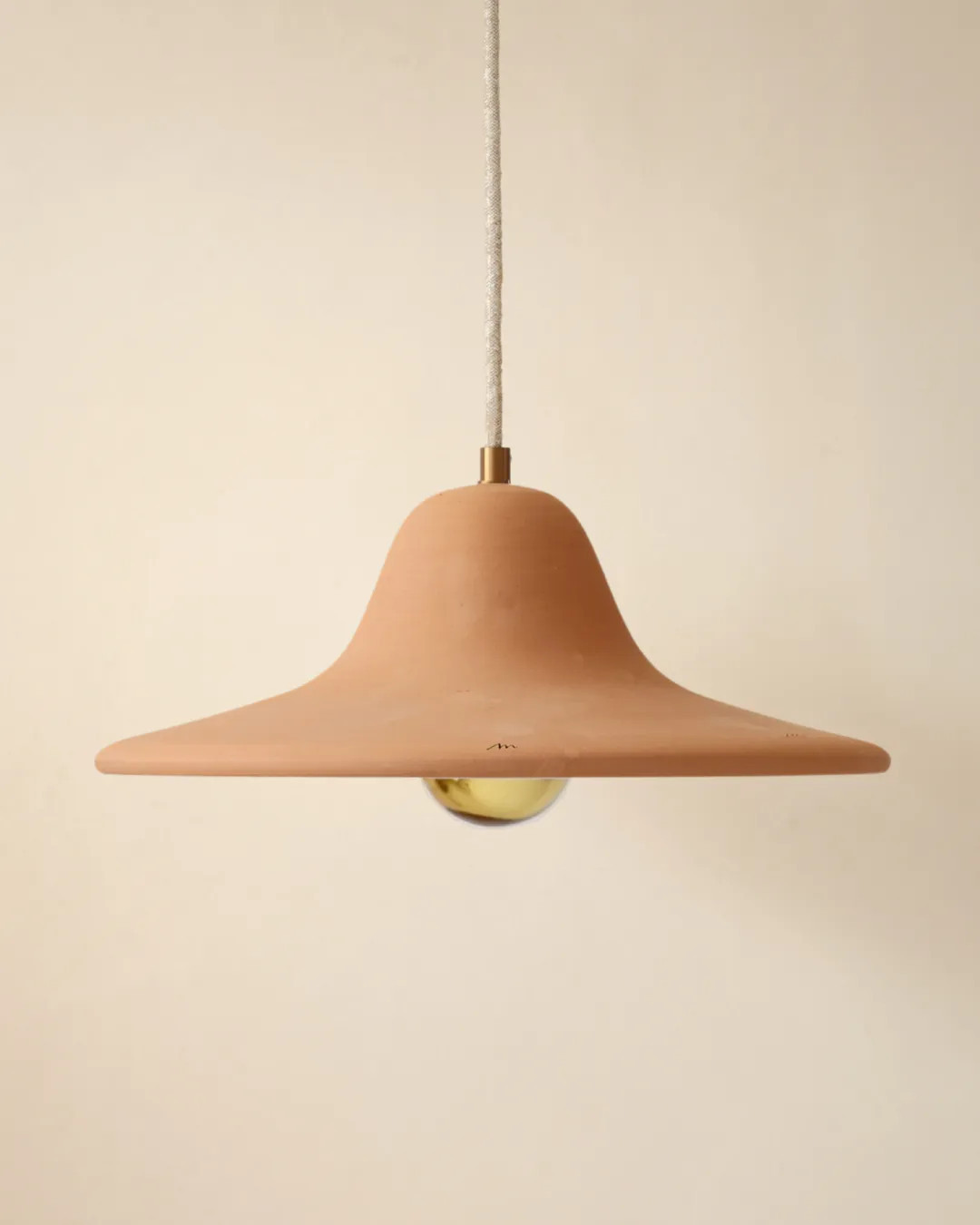 Gigaro L — Raw ceramic pendant light D30 | Masamé